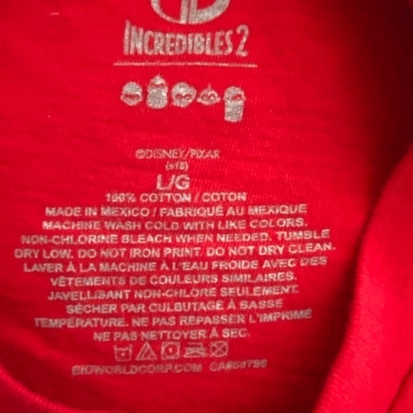 INCREDIBLES2 "We are Incredible" graphic T-shirt Disney Pixar - Picture 3 of 4